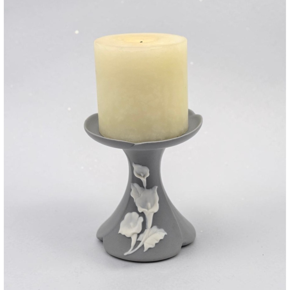 Vintage Gray Beacon Hill Jasperware Pillar Candleholder With White Calla Lilies